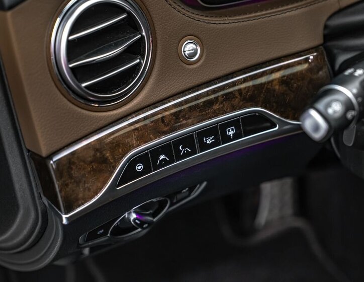 Mercedes-Benz Třídy S Sedan / Limuzína 2,9 l 210 kw