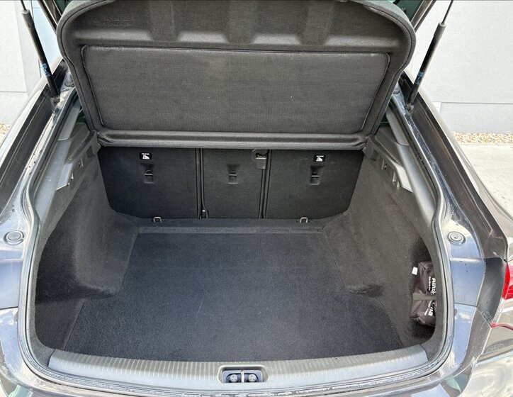 Opel Insignia Hatchback 2,0 l 128 kw