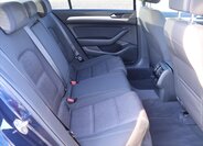 Volkswagen Passat Sedan / Limuzína 1,4 l 110 kw