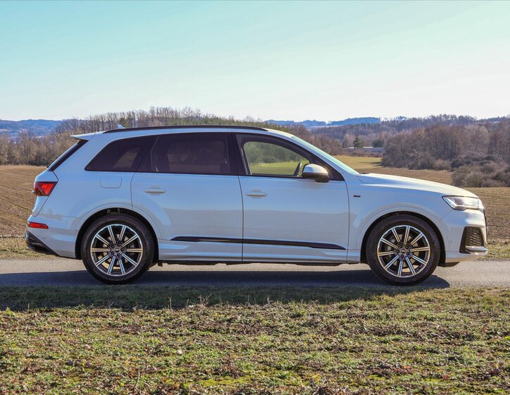 Audi Q7 SUV / Terénní 3,0 l 210 kw