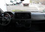 Mercedes-Benz Sprinter 13