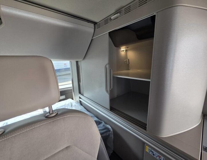 Volkswagen California VAN-Minibus 2,0 l 110 kw