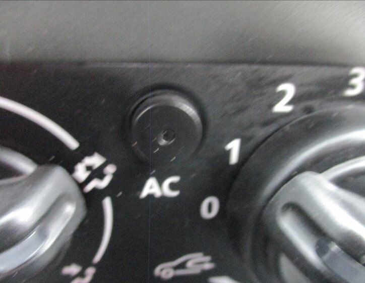 Dacia Duster SUV / Terénní 1,6 l 77 kw