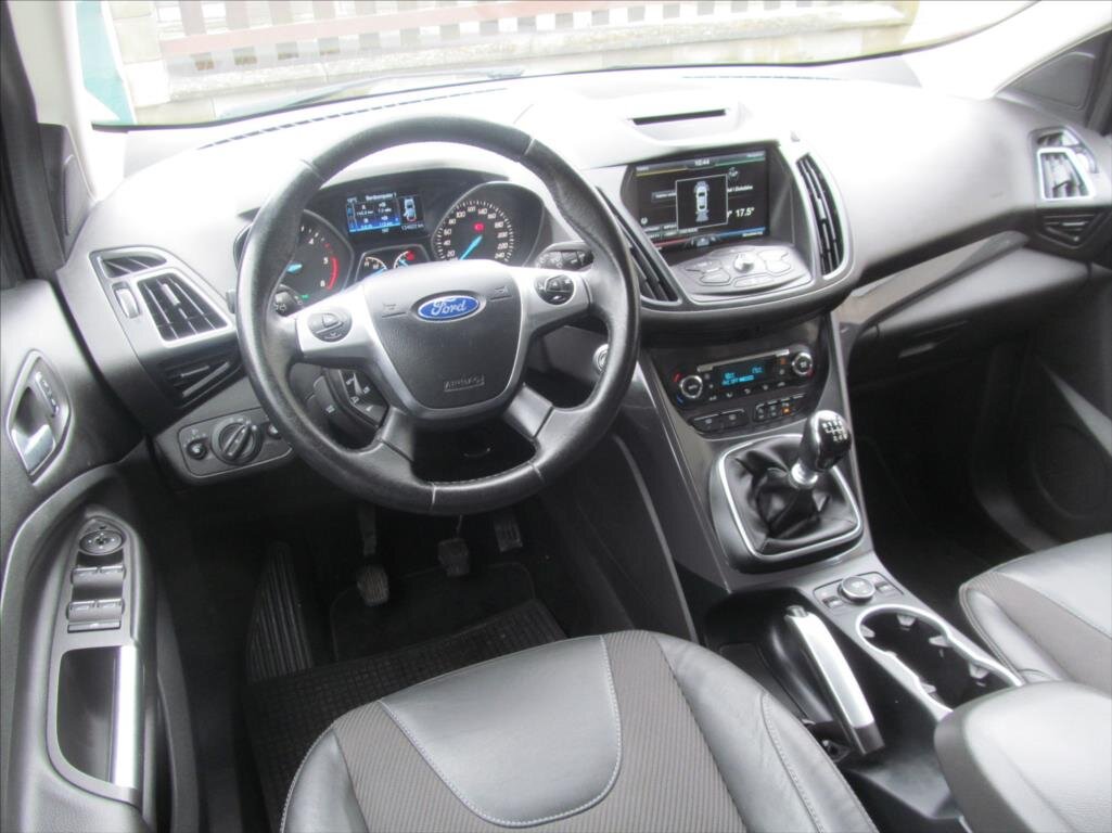 Ford Kuga SUV / Terénní 2,0 l 110 kw