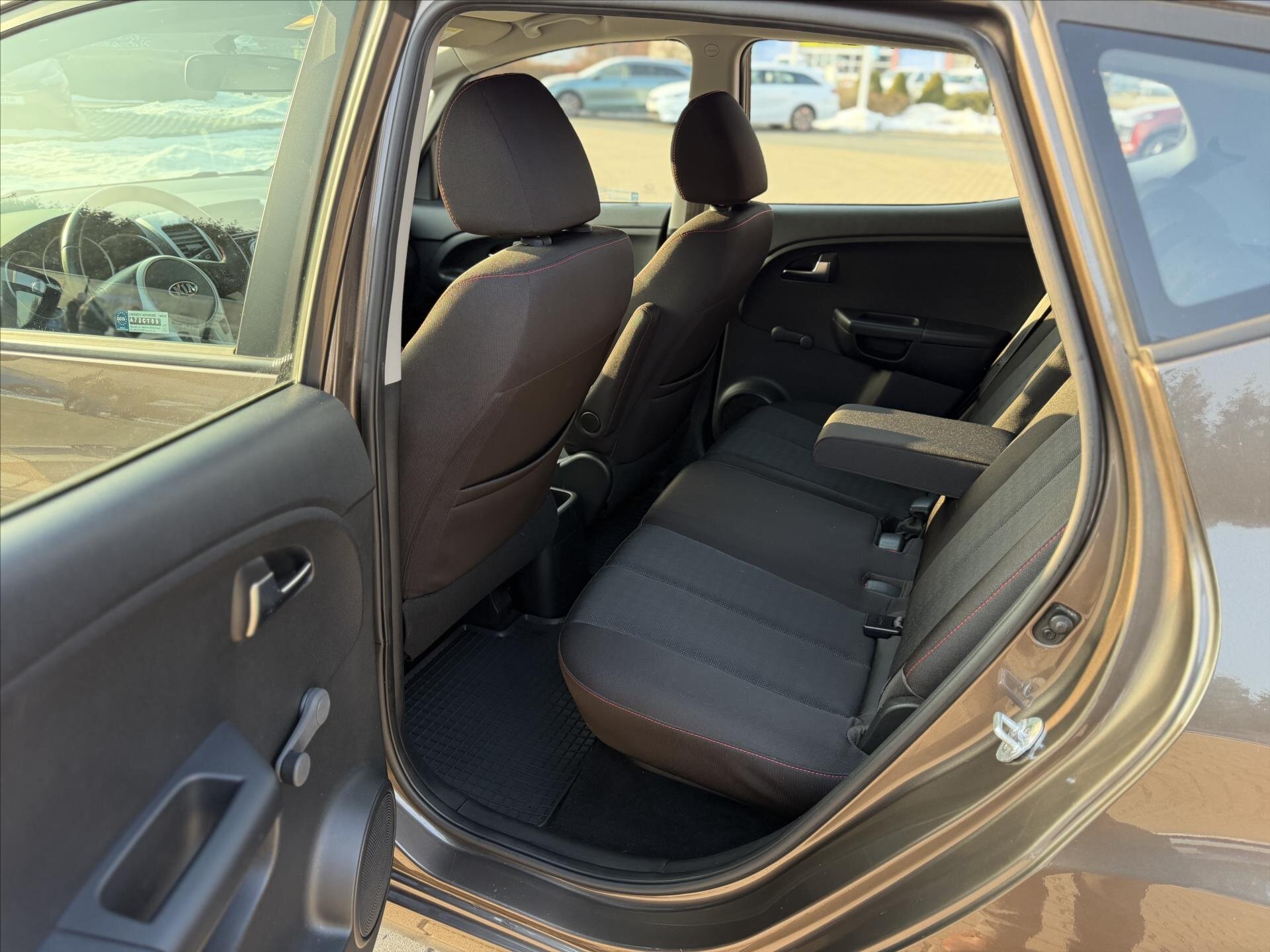 KIA Venga MPV 1,4 l 66 kw