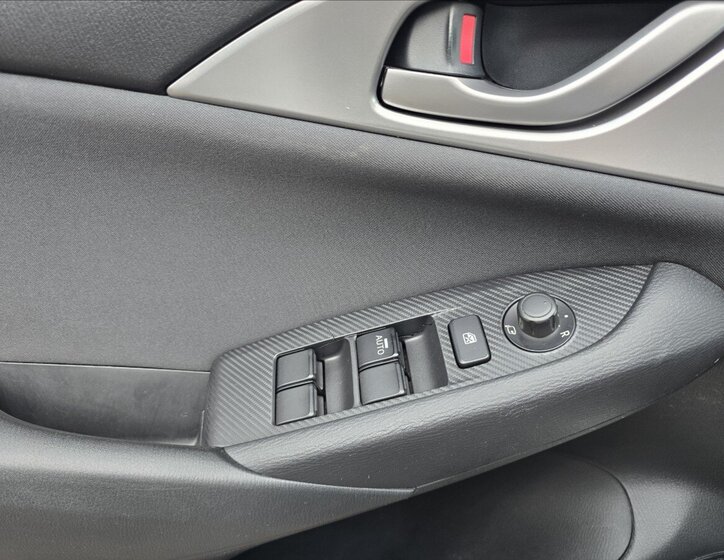 Mazda CX-3 Kombi 1,5 l 77 kw