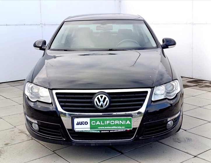 Volkswagen Passat Sedan / Limuzína 2,0 l 103 kw