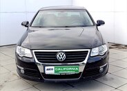 Volkswagen Passat Sedan / Limuzína 2,0 l 103 kw