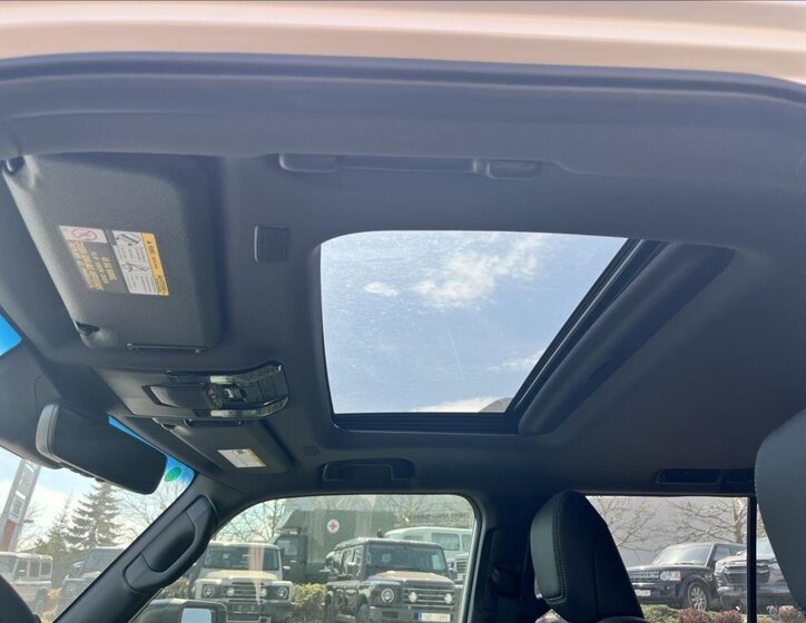 Toyota Land Cruiser 24