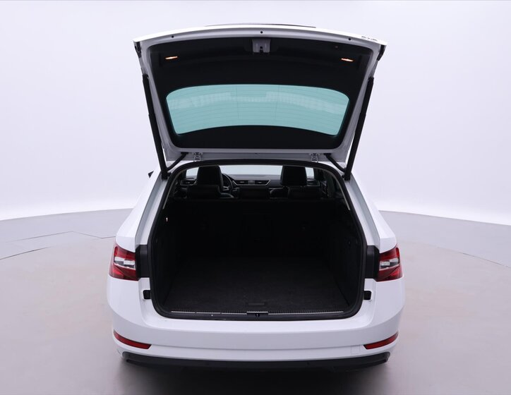 Škoda Superb Kombi 2,0 l 140 kw