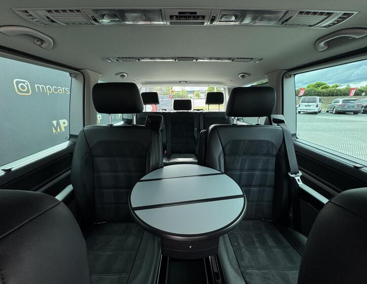 Volkswagen Multivan 18