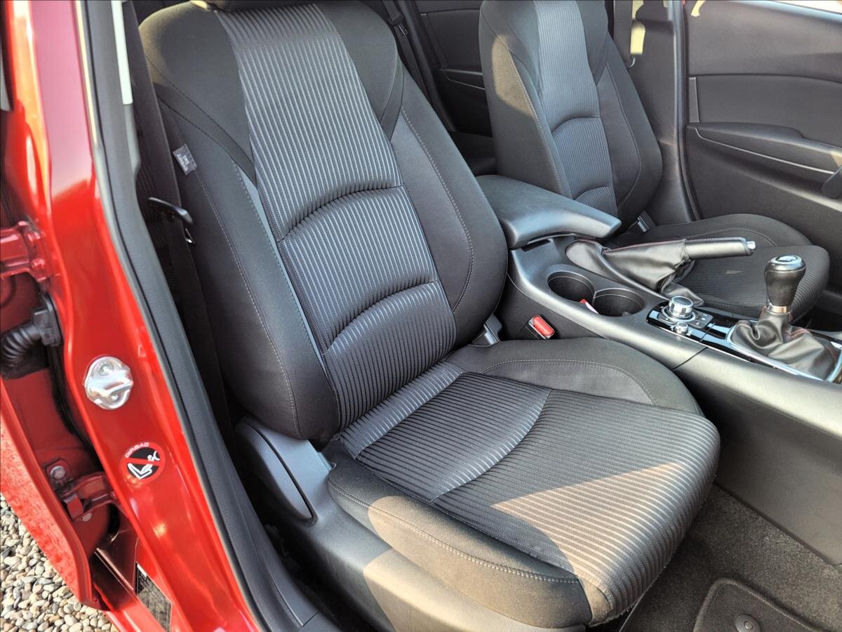 Mazda 3 Sedan / Limuzína 2,0 l 88 kw