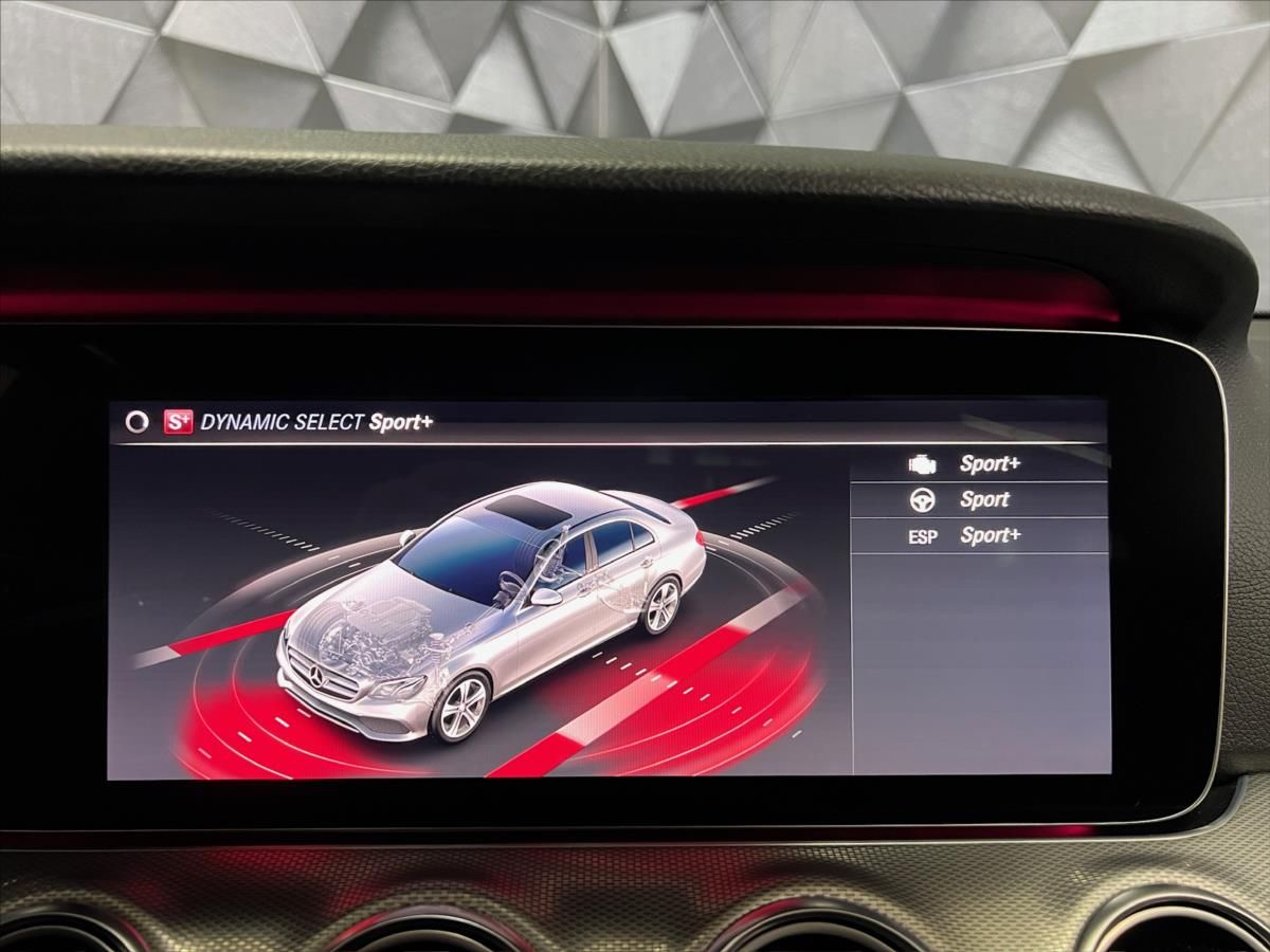 Mercedes-Benz Třídy E