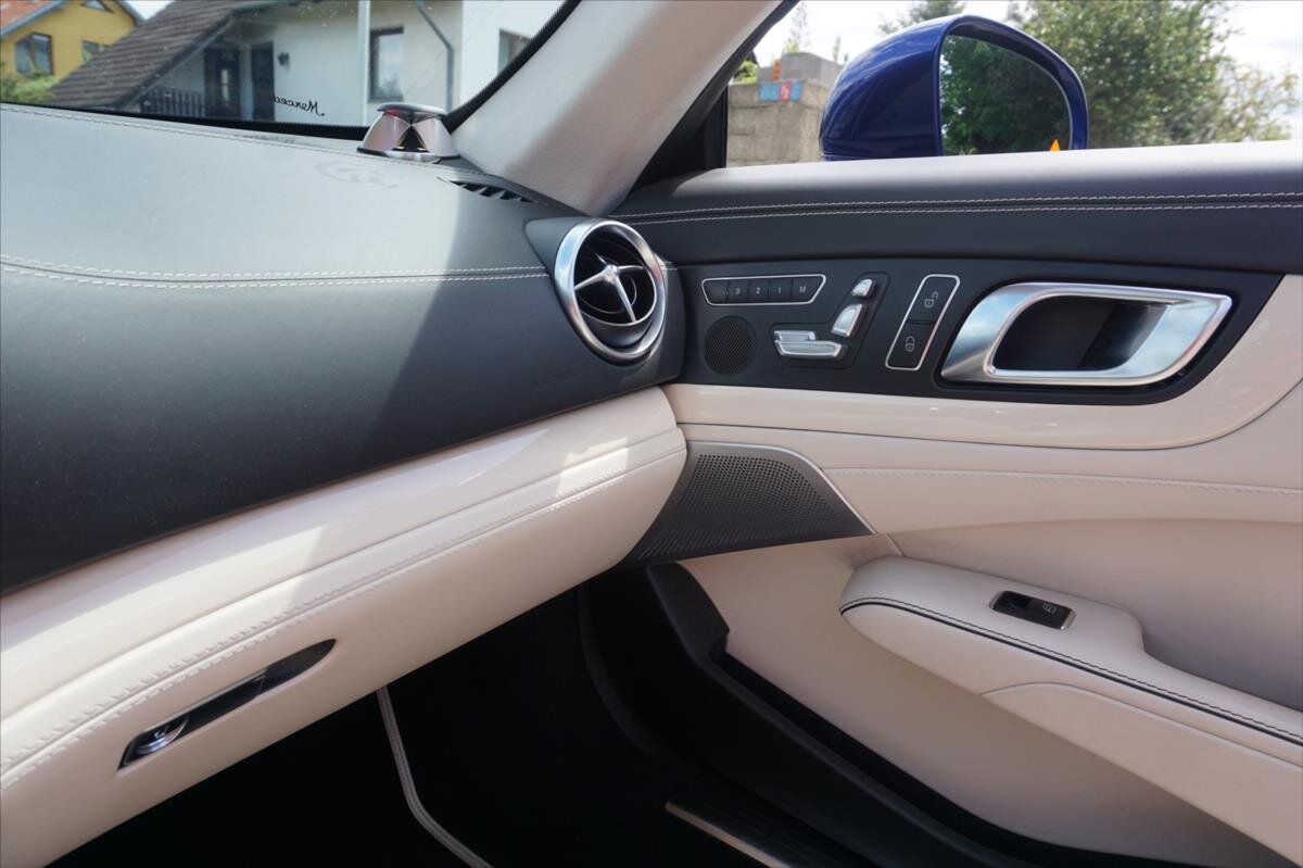 Mercedes-Benz SL Kabriolet 3,0 l 270 kw