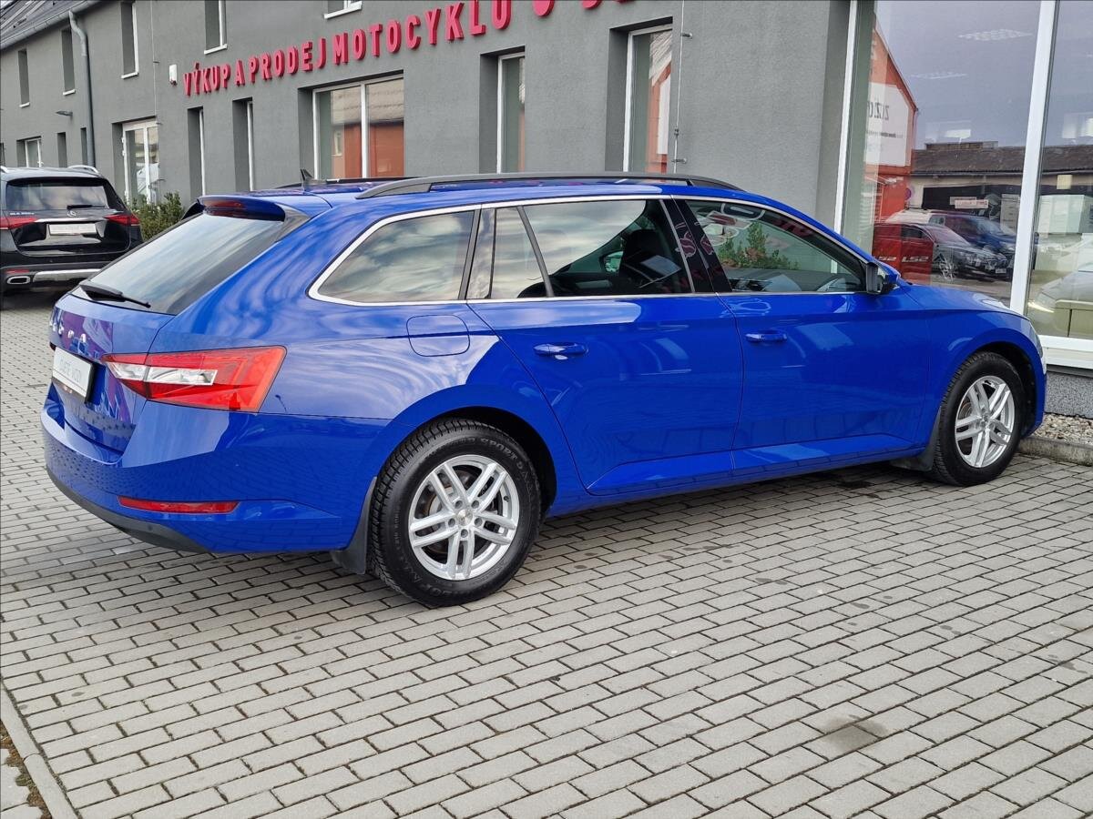 Škoda Superb Kombi 2,0 l 110 kw