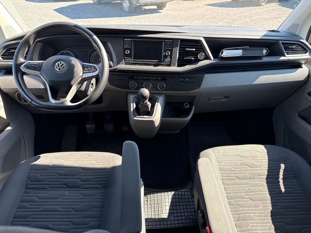 Volkswagen Caravelle