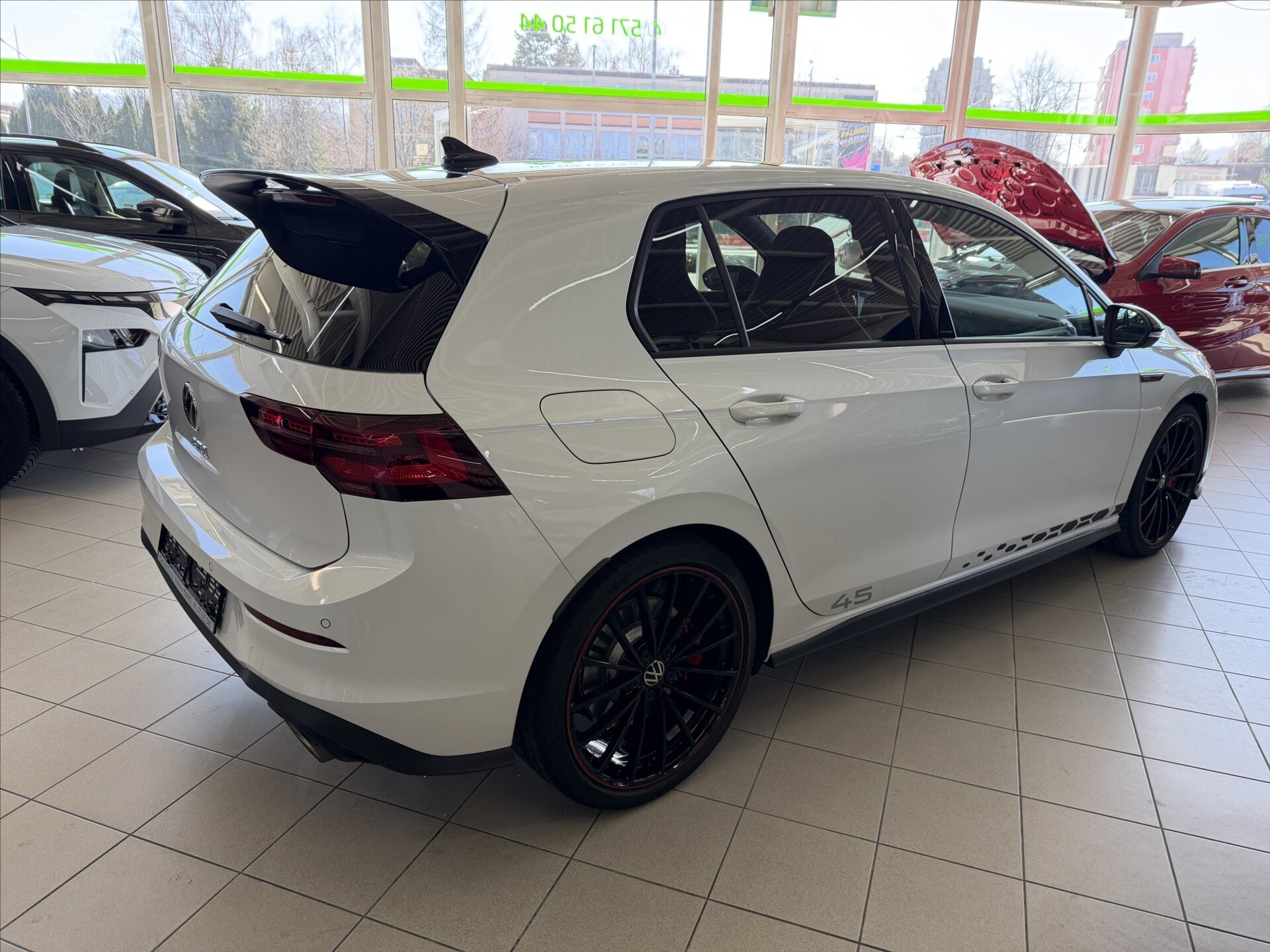 Volkswagen Golf Hatchback 2,0 l 221 kw