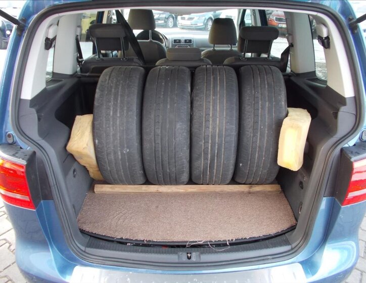 Volkswagen Touran MPV 1,6 l 77 kw