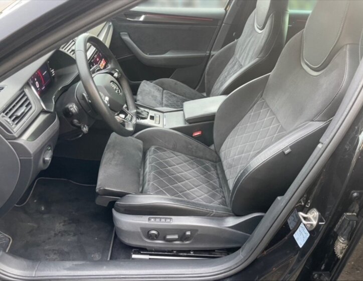 Škoda Superb Kombi 2,0 l 147 kw