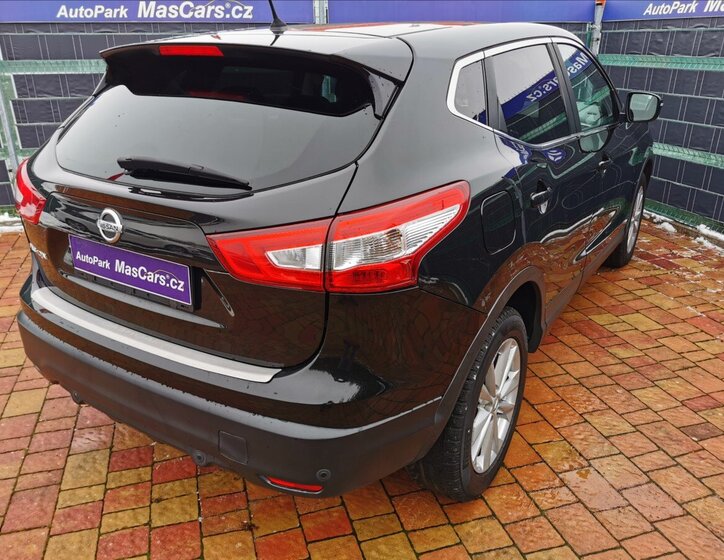 Nissan Qashqai SUV 1,6 l 96 kw