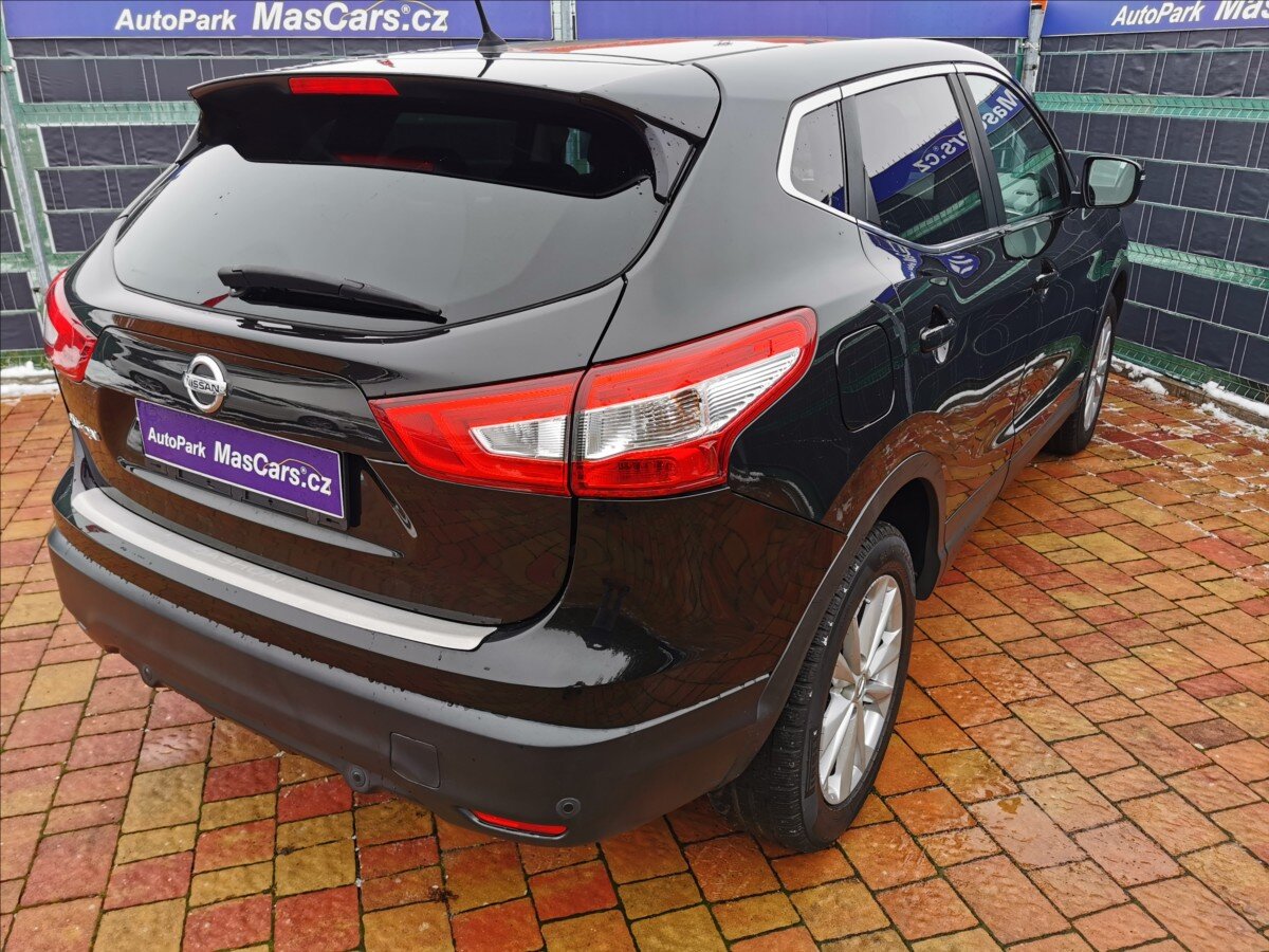 Nissan Qashqai SUV 1,6 l 96 kw