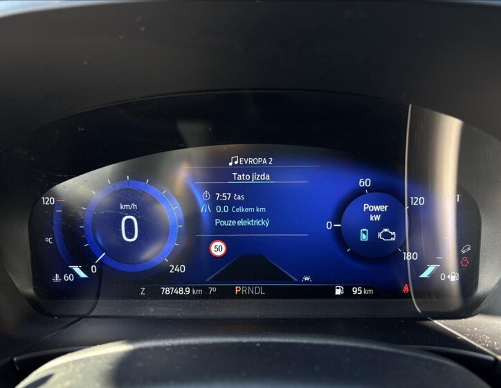 Ford Kuga SUV 2,5 l 140 kw