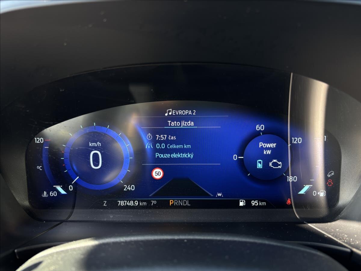 Ford Kuga SUV 2,5 l 140 kw