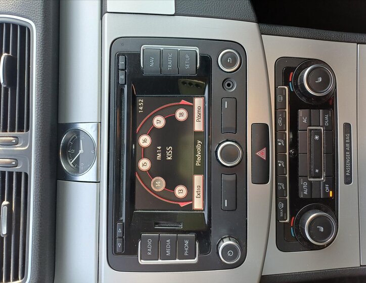 Volkswagen Passat Kombi 1,6 l 77 kw