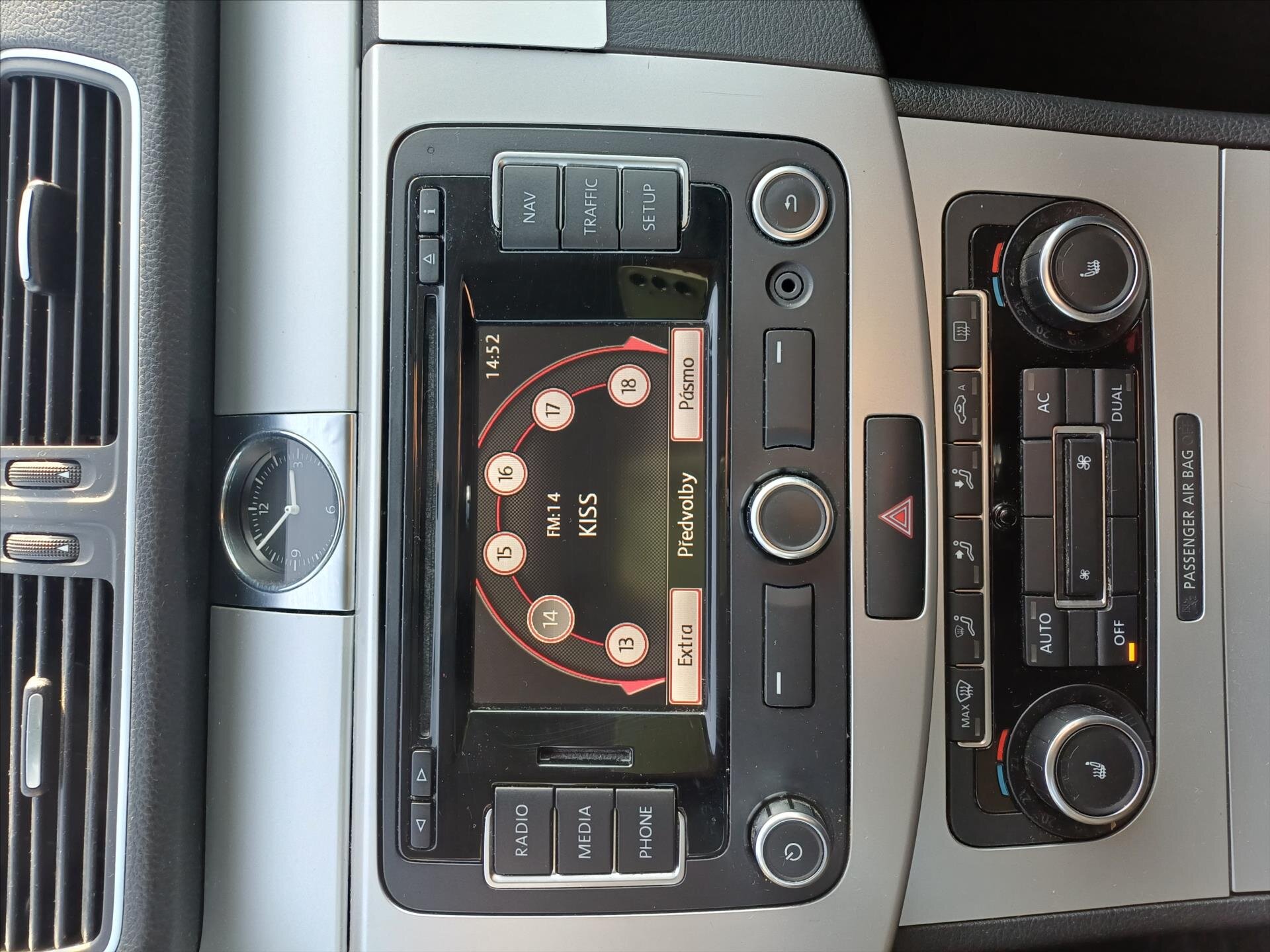 Volkswagen Passat Kombi 1,6 l 77 kw