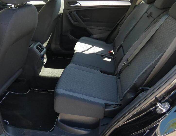 Volkswagen Tiguan 19