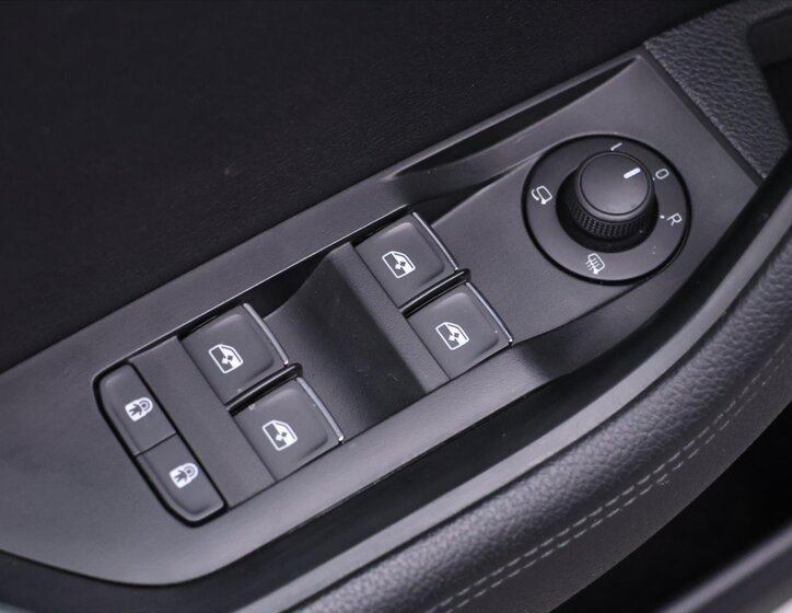 Škoda Superb Kombi 2,0 l 147 kw