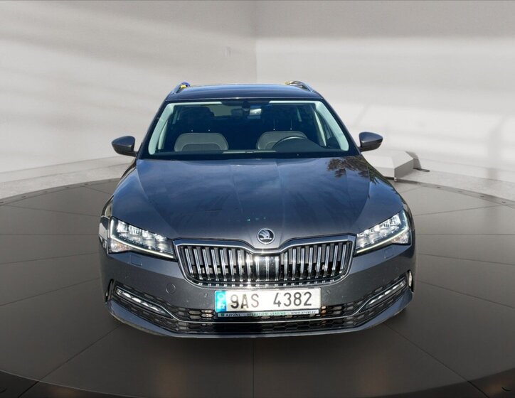 Škoda Superb 2