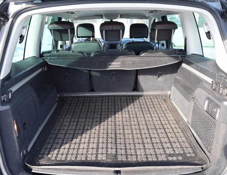 Seat Alhambra Kombi 2,0 l 135 kw