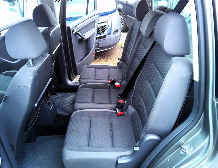 Volkswagen Touran Kombi 2,0 l 103 kw