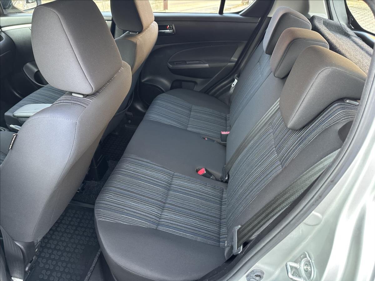 Suzuki Swift Hatchback 1,2 l 69 kw