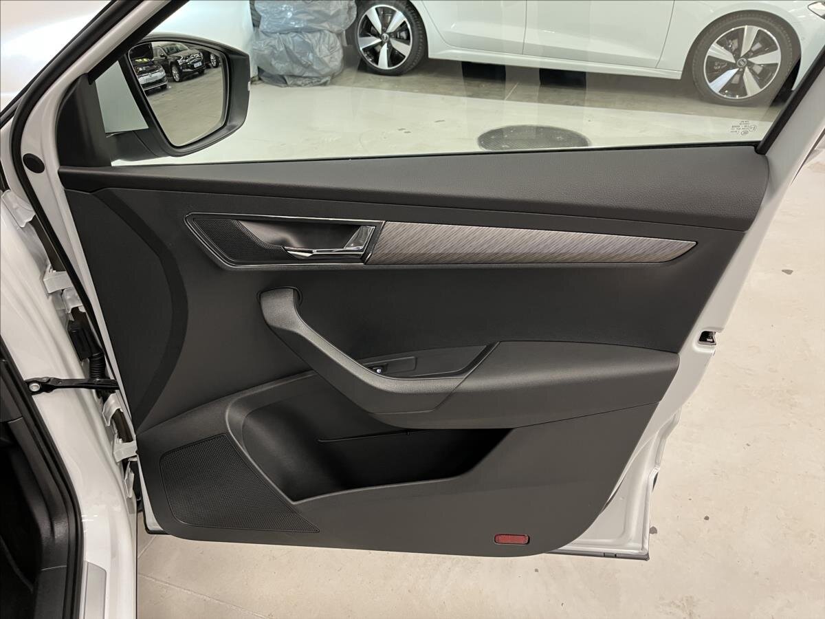 Škoda Karoq SUV / Terénní 1,5 l 110 kw