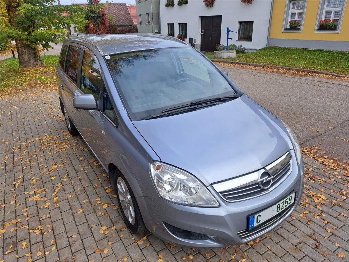 Opel Zafira Kombi 1,7 l 81 kw