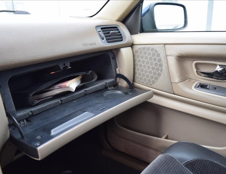 Volvo V70 Kombi 2,5 l 103 kw