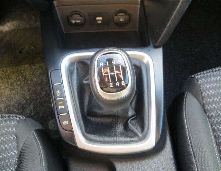 KIA Ceed Hatchback 1,5 l 118 kw