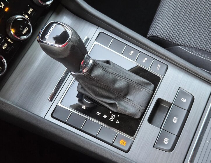 Škoda Superb Kombi 2,0 l 110 kw