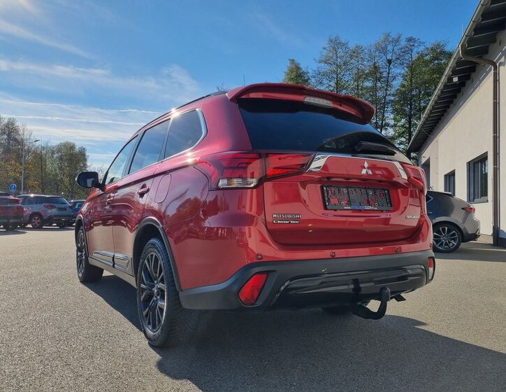 Mitsubishi Outlander 3