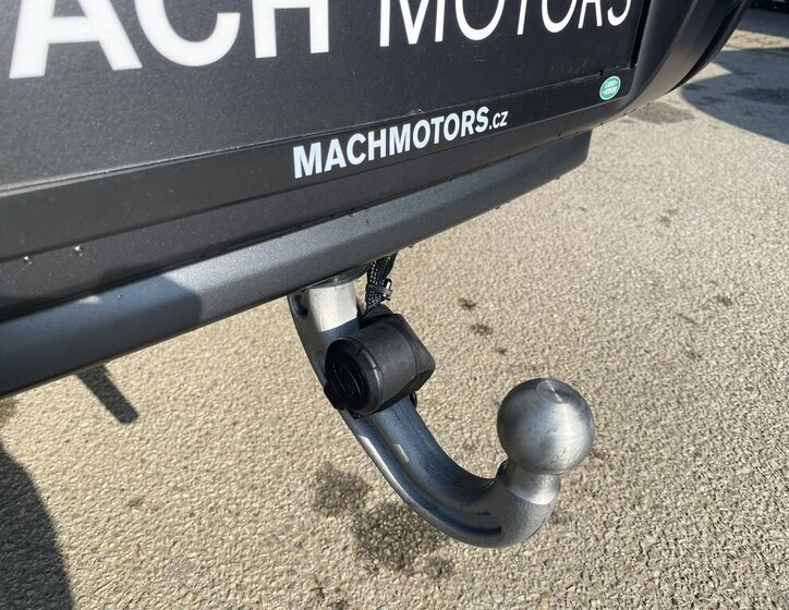 Land Rover Defender SUV / Terénní 3,0 l 258 kw