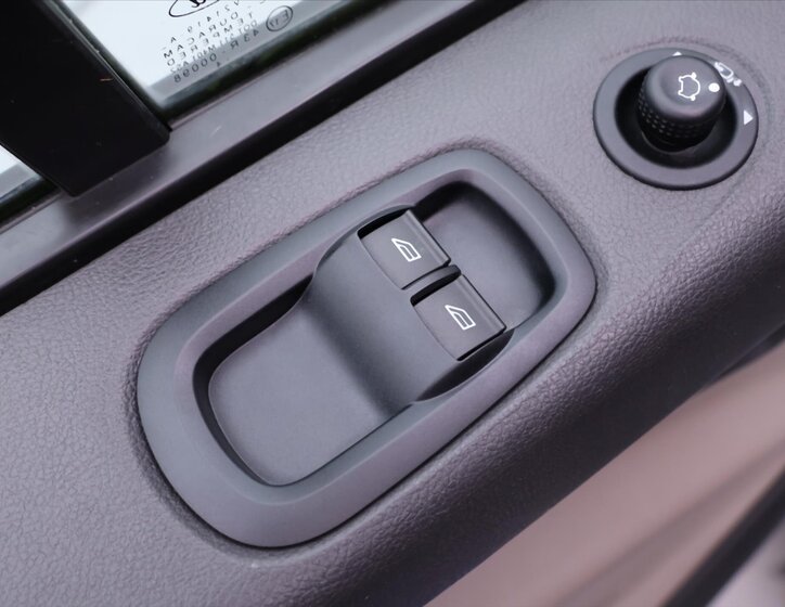 Ford Tourneo Custom Kombi 2,2 l 114 kw