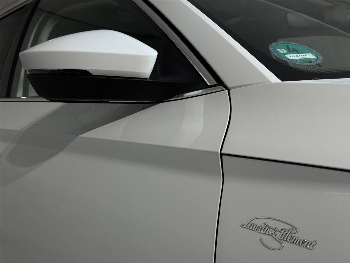 Škoda Superb Kombi 1,4 l 160 kw