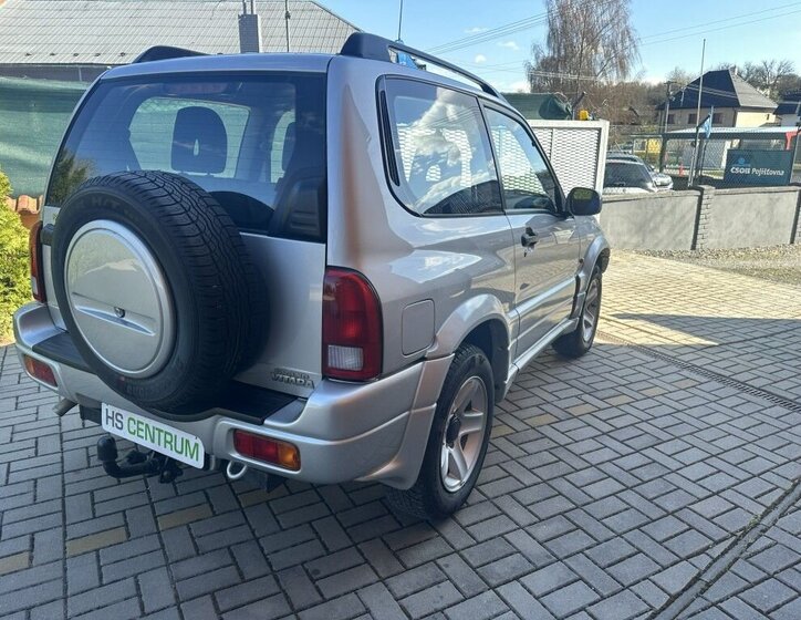 Suzuki Grand Vitara SUV / Terénní 2,0 l 94 kw