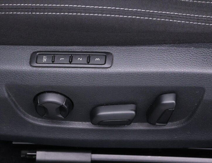 Škoda Superb Liftback 2,0 l 147 kw