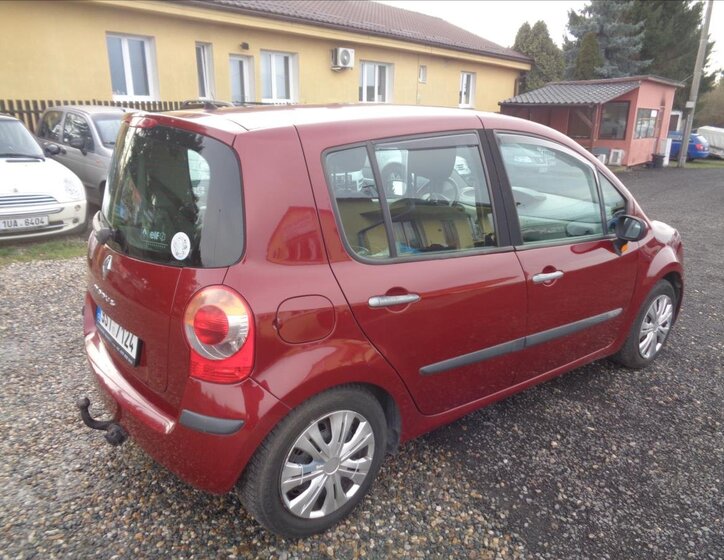 Renault Modus 7