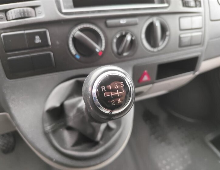 Volkswagen Transporter VAN-Minibus 2,0 l 75 kw