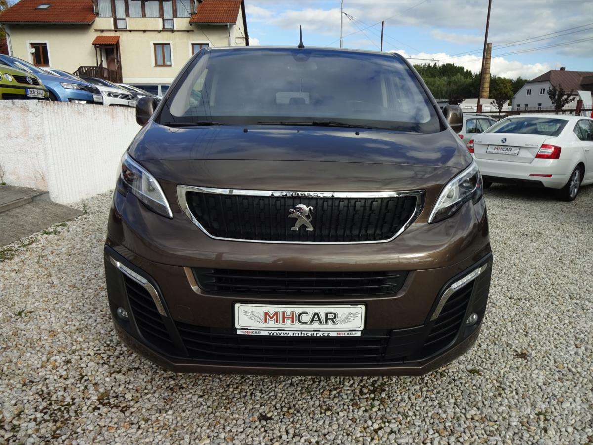 Peugeot Traveller