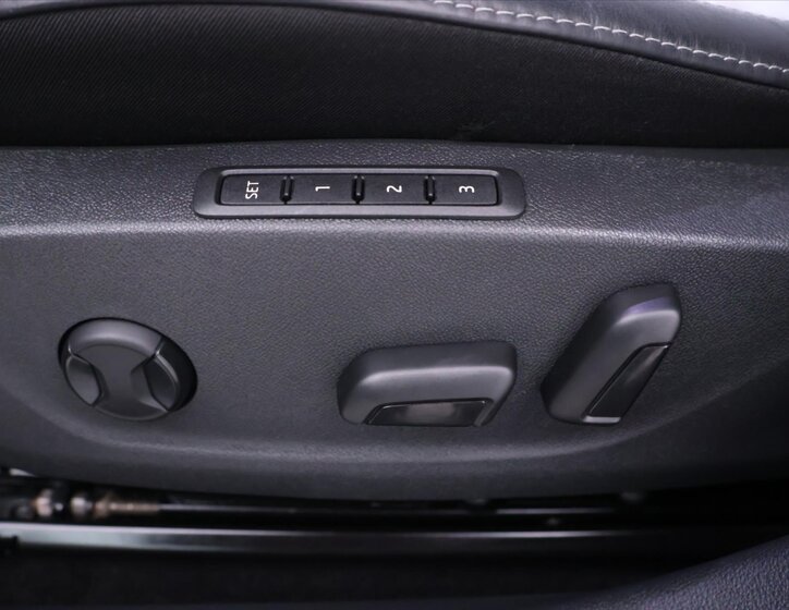 Škoda Octavia Kombi 999,0 81 kw